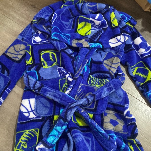 Boy’s Sports Blue Robe - Picture 1 of 3